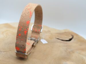 Hundehalsband Signature Neon Orange Naht, Klickschnalle, 2,5 cm Breite