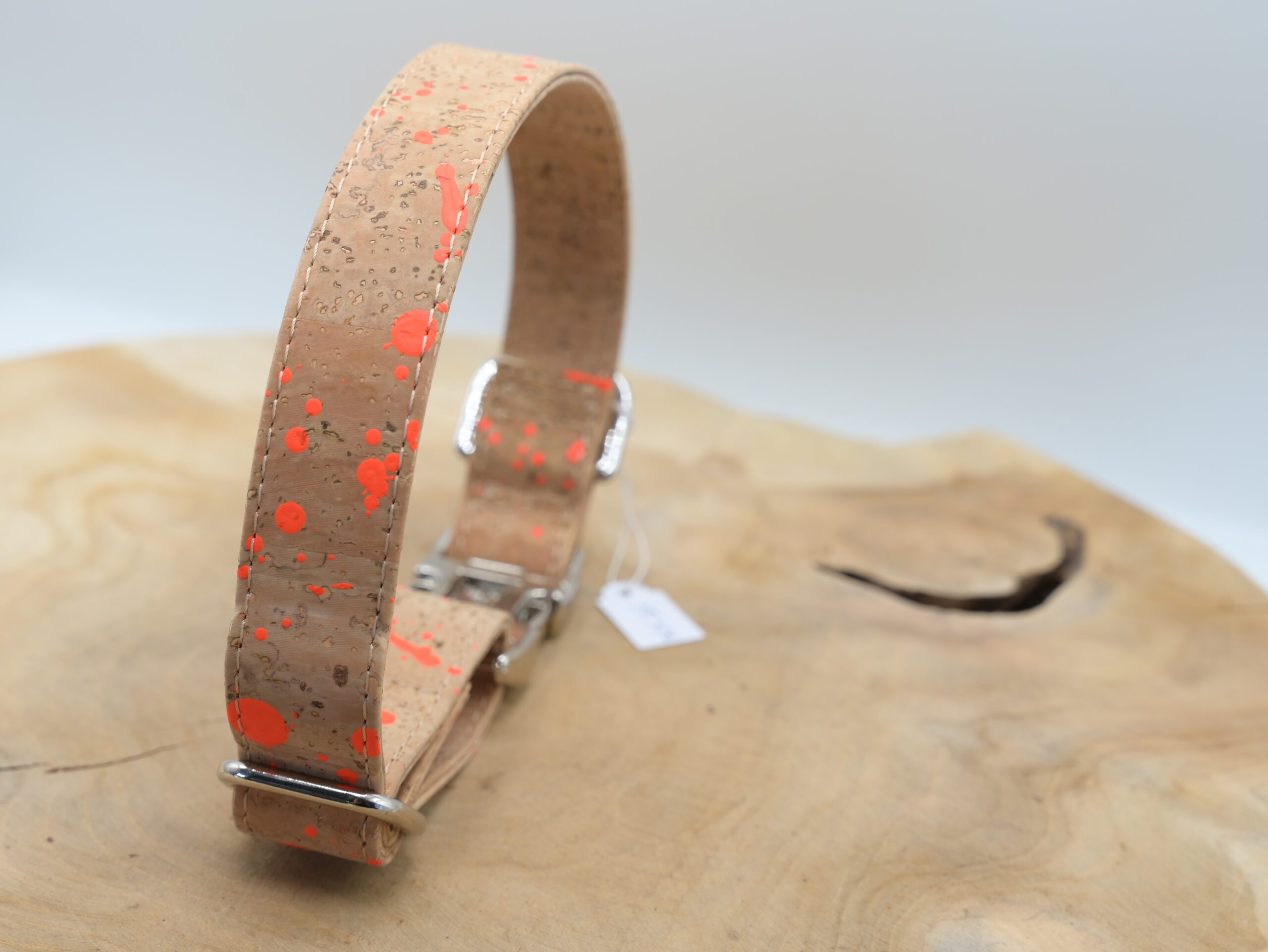 Hundehalsband Signature Neon Orange Naht, Klickschnalle, 2,5 cm Breite